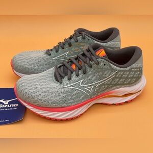 Size 6 Mizuno Enerzy Women Wave Inspire 20 Running Shoes J1GD244421